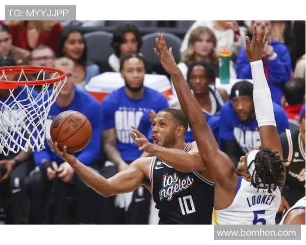 金州勇士与洛杉矶快船精彩对决直播全程回顾与赛后分析